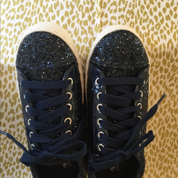 Navy glitter fish head sneakers - Picture 8 of 8